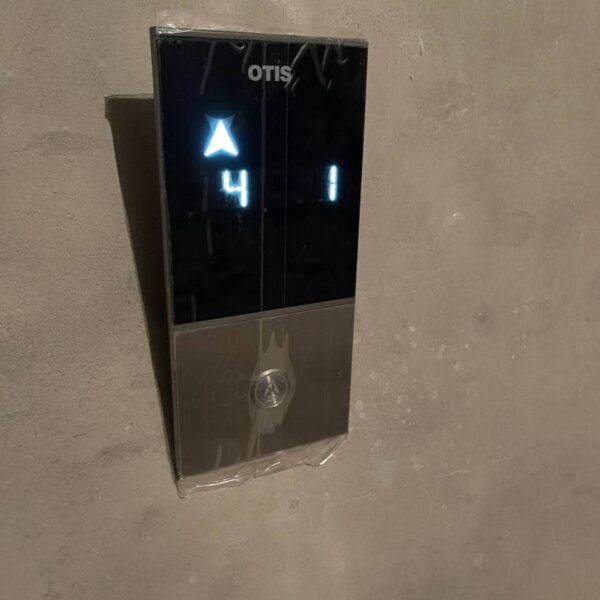 58 58